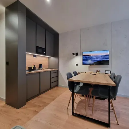 Aurora Bela Reka C117, דירה *