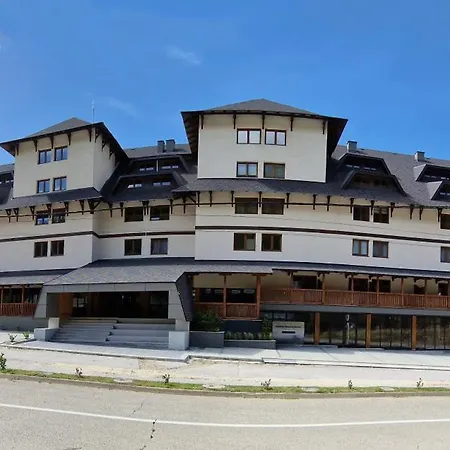 Aurora Bela Reka C117, Brzeće